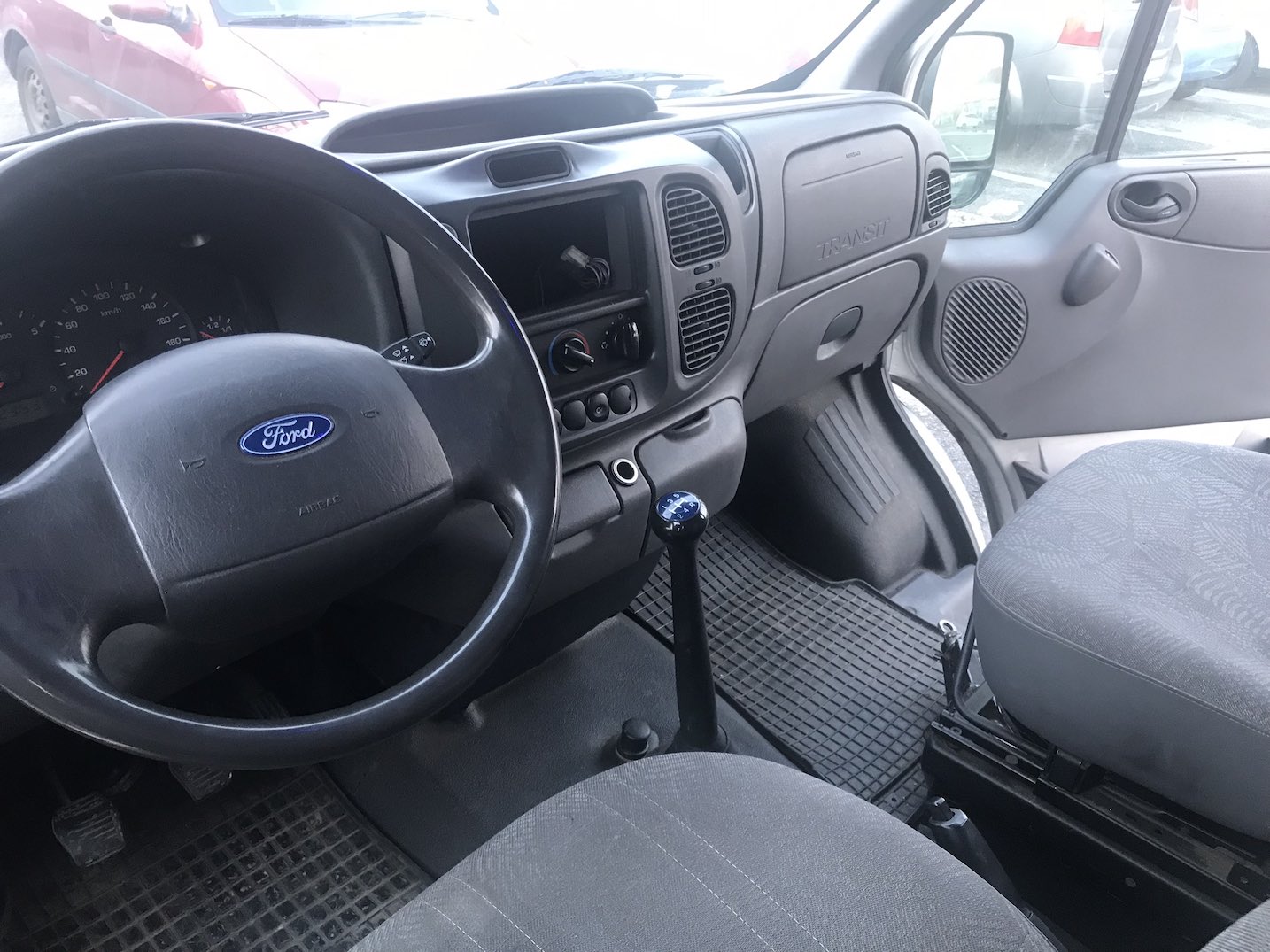 ford transit 300s 2004