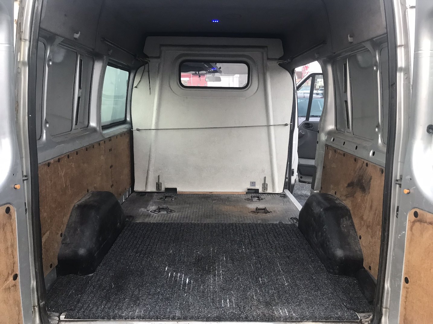 ford transit 300s 2004