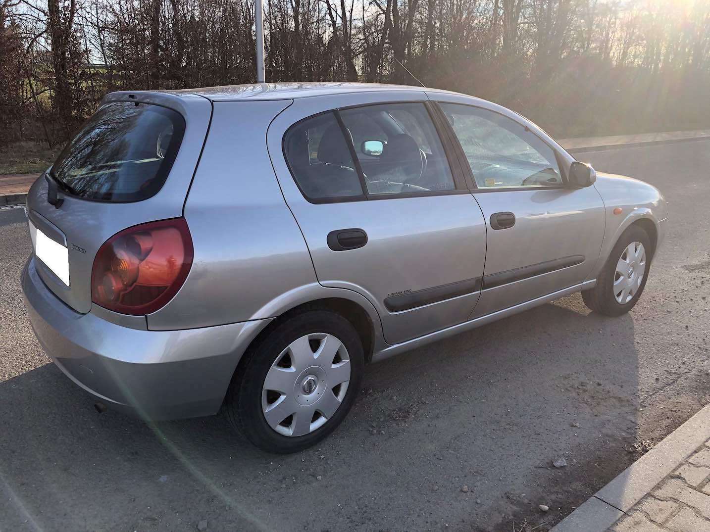 nissan almera 2005